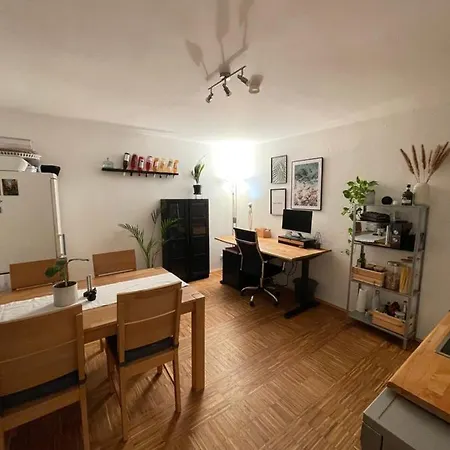 Schnuckliges Hinterhaus /